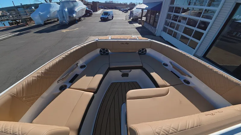 Slide: The Image of Sea Ray SDX 230 Outboard 2026 - 21