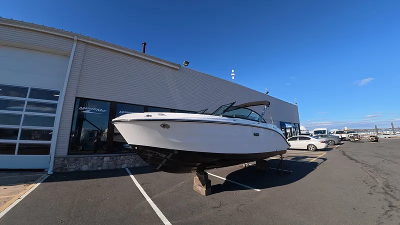 Slide: The Image of Sea Ray SDX 230 Outboard 2026 - 3