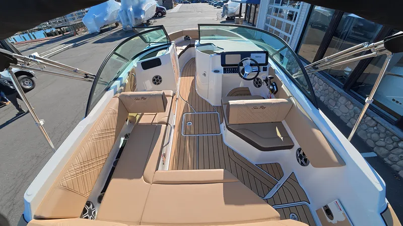 Slide: The Image of Sea Ray SDX 230 Outboard 2026 - 8