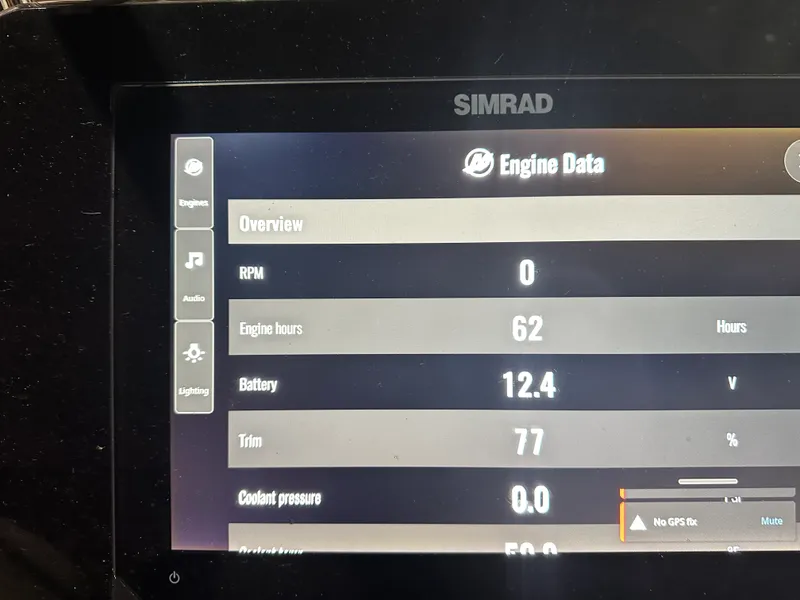 Slide: The Image of Sea Ray SLX 280 2025 - 14
