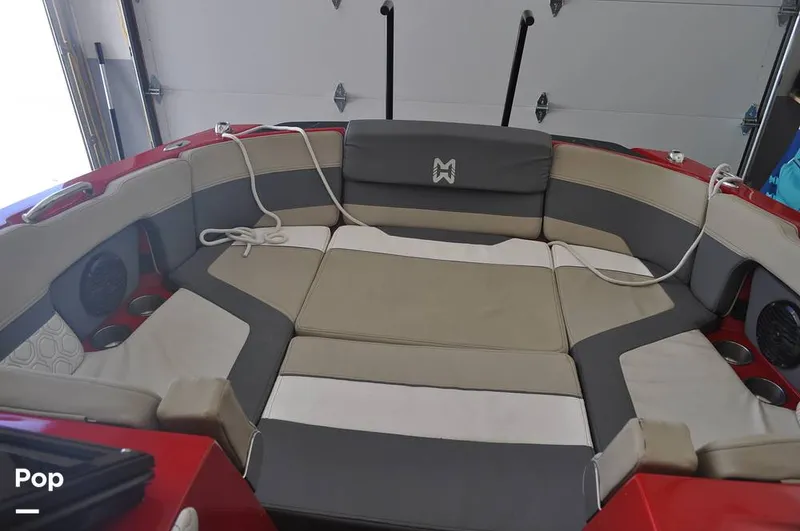 Slide: The Image of Heyday H22 2023 - 15088997