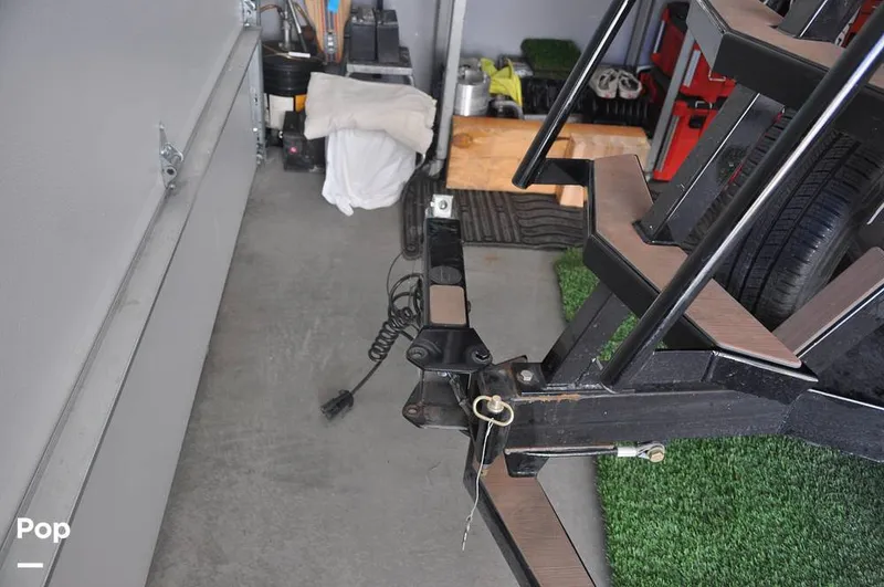 Slide: The Image of Heyday H22 2023 - 15088999