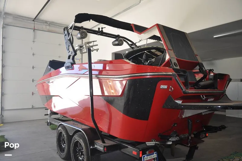 Slide: The Image of Heyday Wake Boats H22 2023 - 15089017