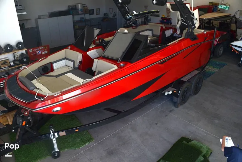 Slide: The Image of Heyday Wake Boats H22 2023 - 15088985