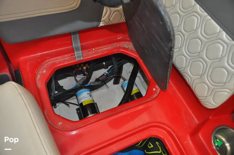 Slide: The Image of Heyday Wake Boats H22 2023 - 15089040