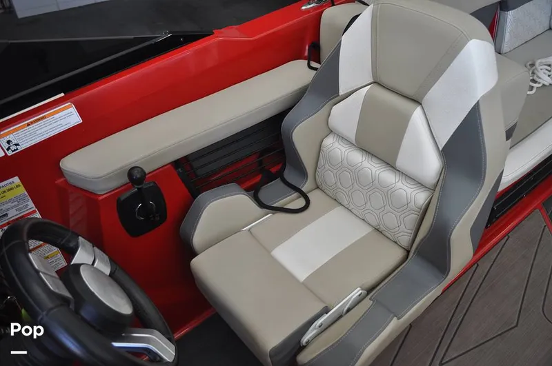 Slide: The Image of Heyday Wake Boats H22 2023 - 15088994