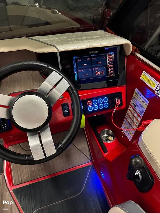 Slide: The Image of Heyday Wake Boats H22 2023 - 15089079