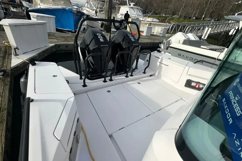 Slide: The Image of Axopar 37 XC BRAUBUS 2022 - 7