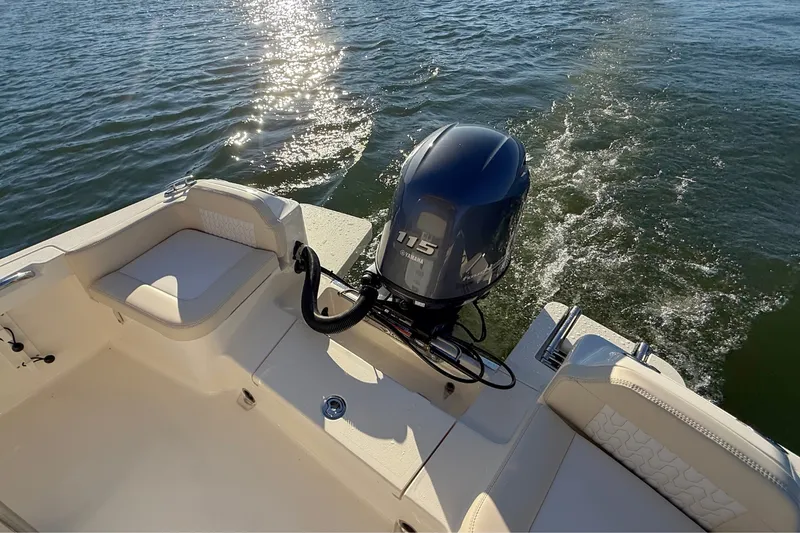 Slide: The Image of Scout 188 Sportfish 2026 - 10