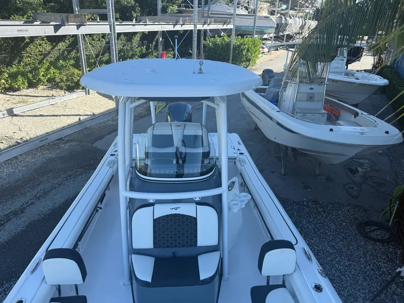 Slide: The Image of Tidewater 2500 CAROLINA BAY 2021 - 31