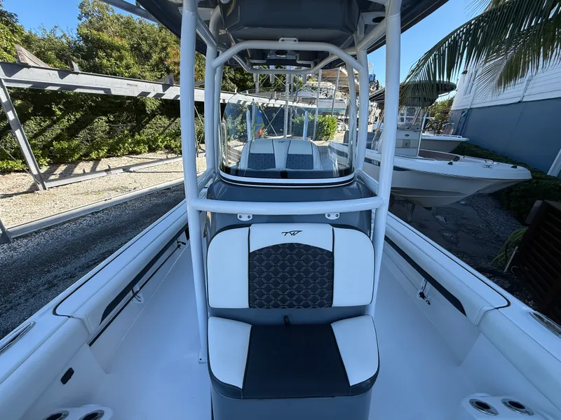 Slide: The Image of Tidewater 2500 CAROLINA BAY 2021 - 32