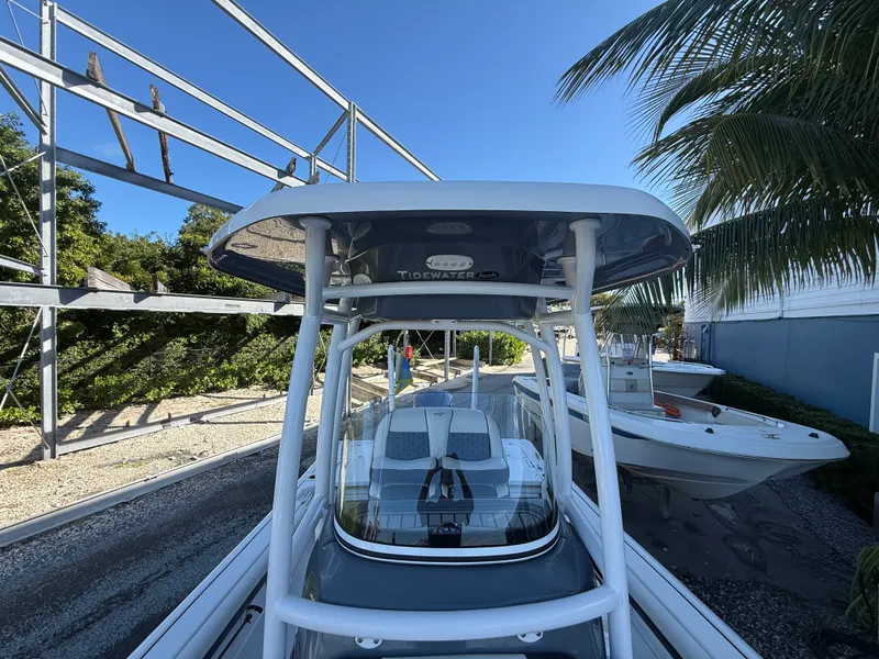 Slide: The Image of Tidewater 2500 CAROLINA BAY 2021 - 34