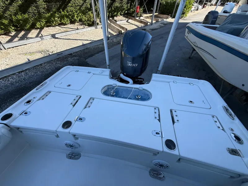 Slide: The Image of Tidewater 2500 CAROLINA BAY 2021 - 51