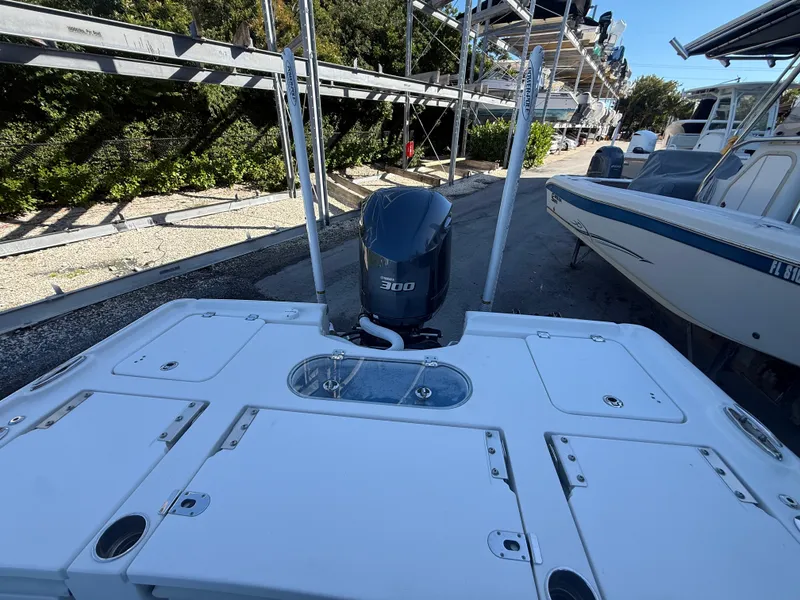 Slide: The Image of Tidewater 2500 CAROLINA BAY 2021 - 52