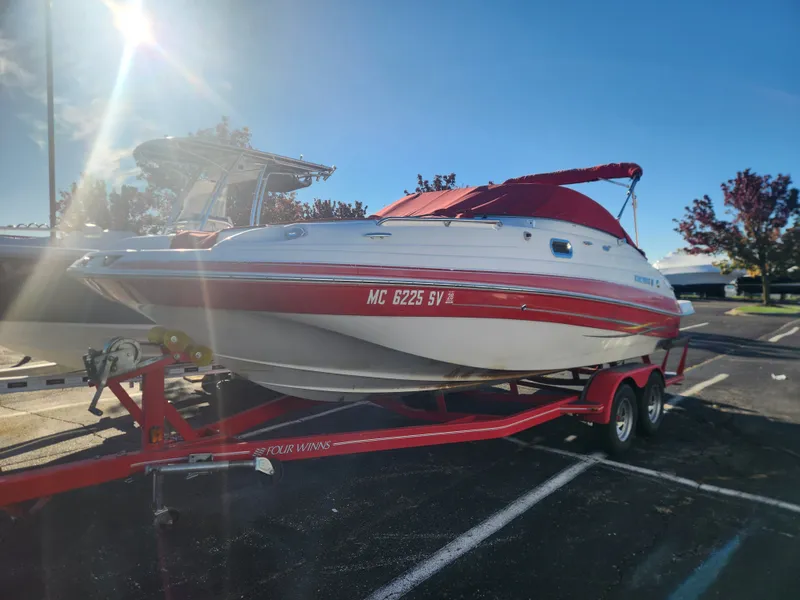 Slide: The Image of Four Winns 214 FUNSHIP 2005 - 2