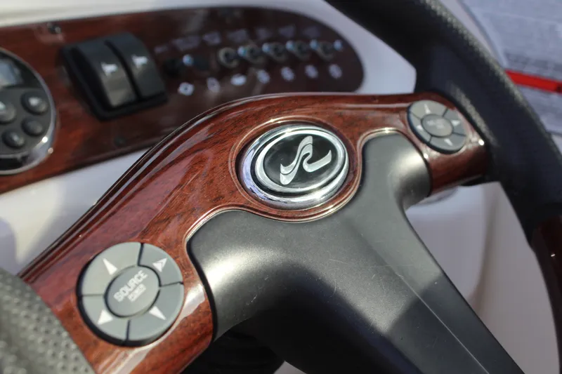 Slide: The Image of Sea Ray 240 SUNDECK 2008 - 18