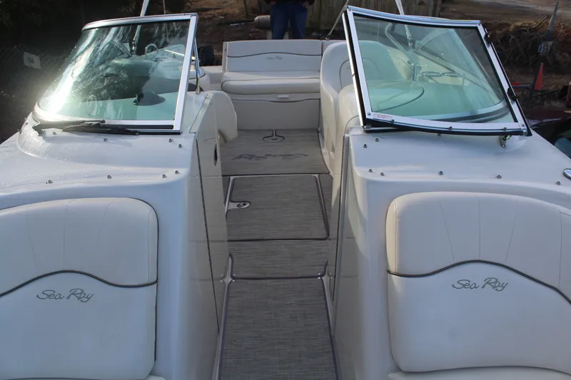 Slide: The Image of Sea Ray 240 SUNDECK 2008 - 8