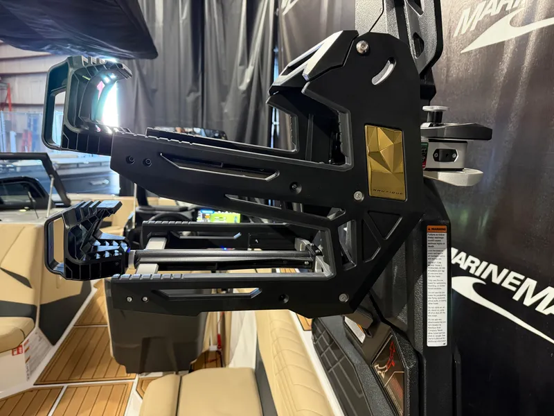 Slide: The Image of Nautique Super Air Nautique S21 2026 - 42