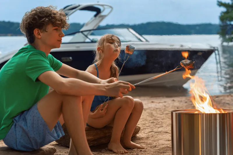 Slide: The Image of Sea Ray SDX 250 Outboard 2026 - 27