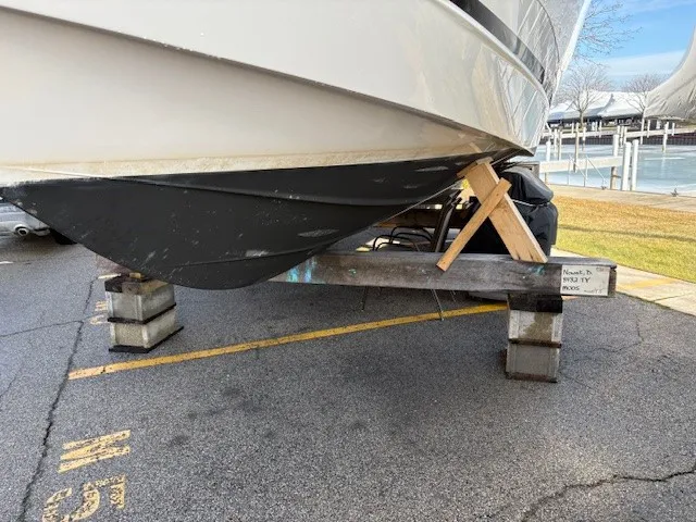 Slide: The Image of Four Winns 355 VISTA 2016 - 32