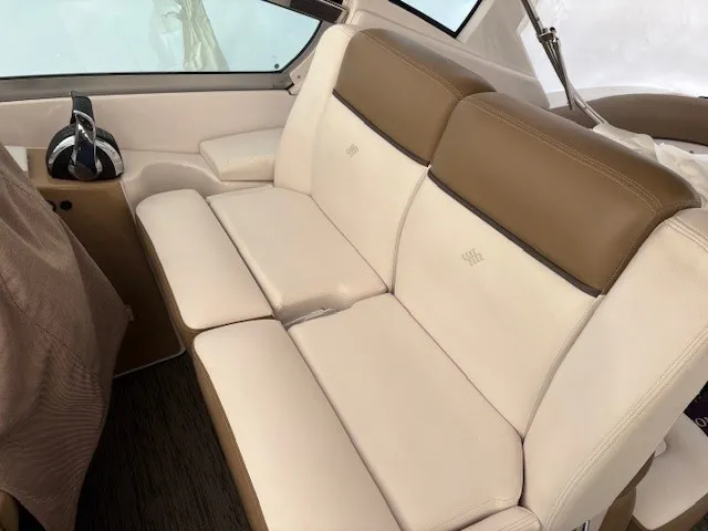 Slide: The Image of Four Winns 355 VISTA 2016 - 9