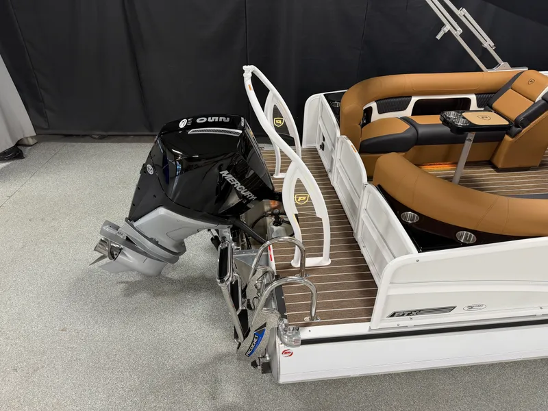 Slide: The Image of Premier 230 SOLARIS 2026 - 10