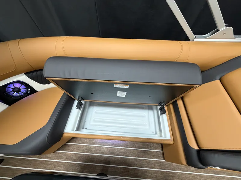 Slide: The Image of Premier 230 SOLARIS 2026 - 27
