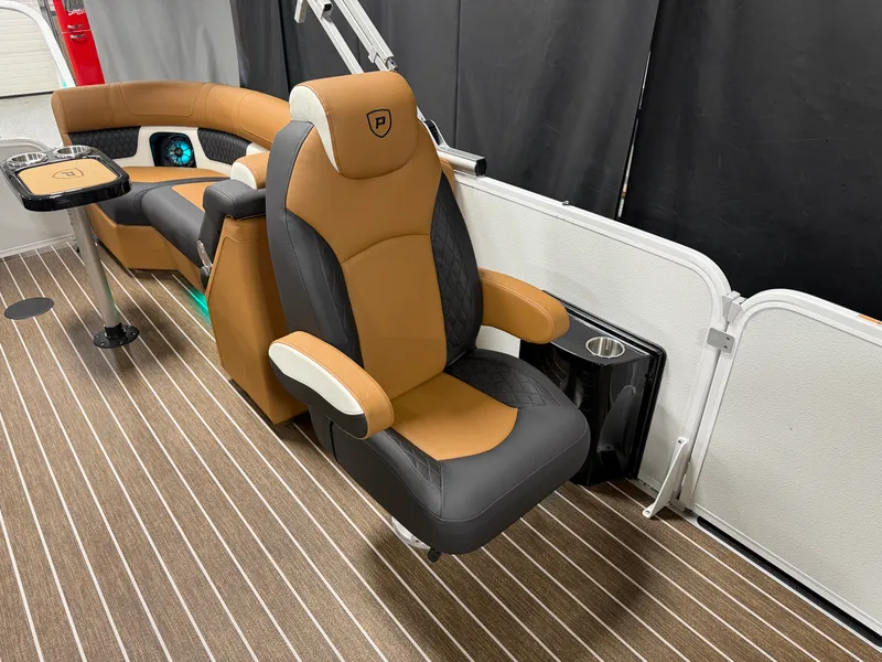 Slide: The Image of Premier 230 SOLARIS 2026 - 45