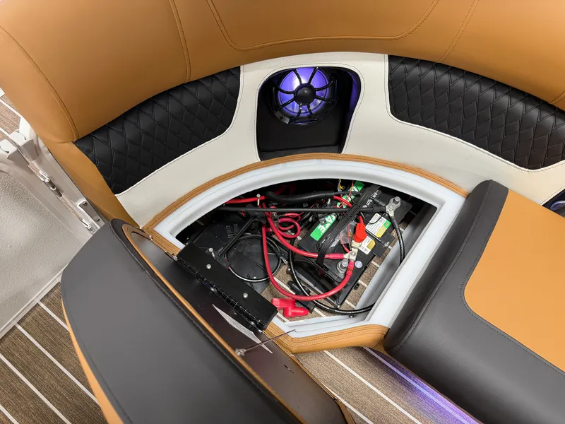 Slide: The Image of Premier 230 SOLARIS 2026 - 24