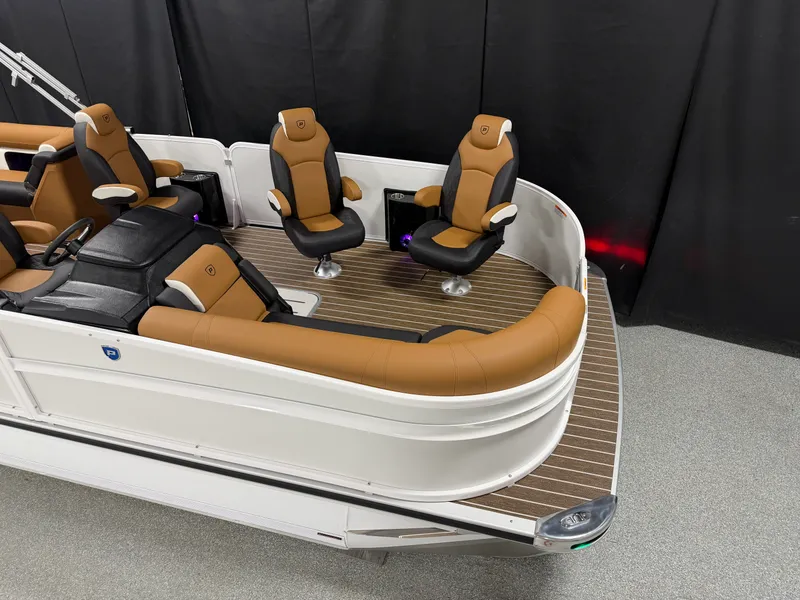 Slide: The Image of Premier 230 SOLARIS 2026 - 7