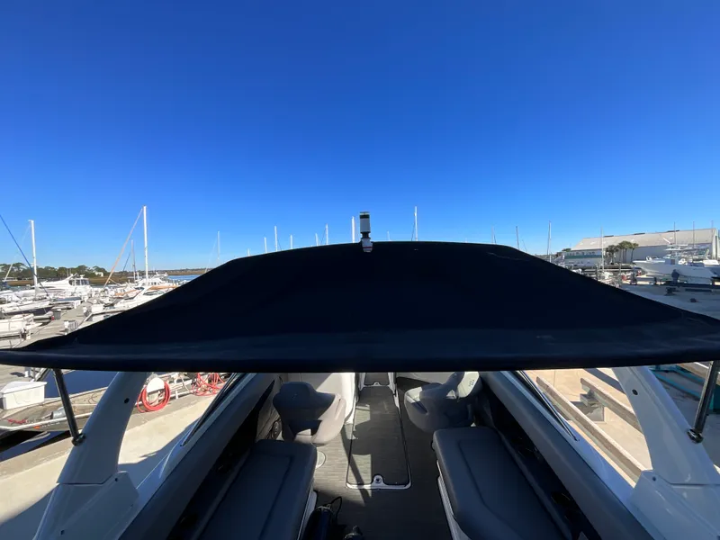 Slide: The Image of Four Winns HD 8 2023 - 32