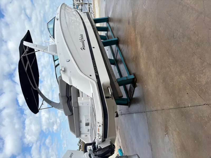 Slide: The Image of Four Winns HD 8 2023 - 6