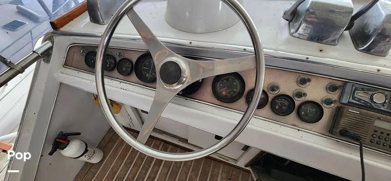 Slide: The Image of Chris-Craft Commander 38 1968 - 15129151