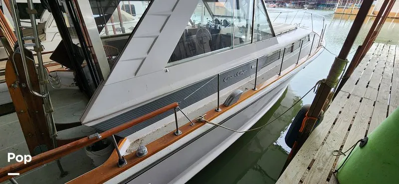 Slide: The Image of Chris-Craft Commander 38 1968 - 15129156