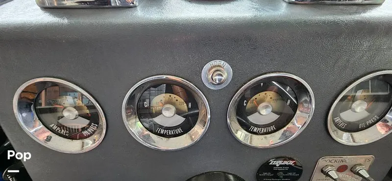 Slide: The Image of Chris-Craft Commander 38 1968 - 15129169