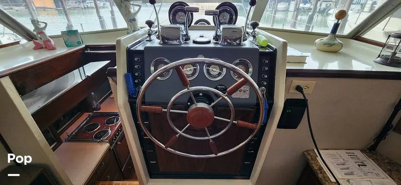 Slide: The Image of Chris-Craft Commander 38 1968 - 15129214