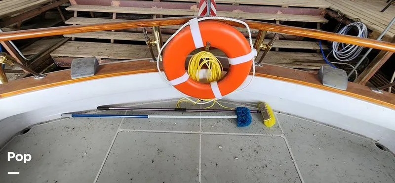 Slide: The Image of Chris-Craft Commander 38 1968 - 15129228