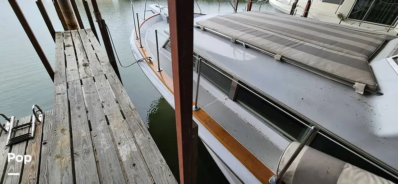 Slide: The Image of Chris-Craft Commander 38 1968 - 15128941