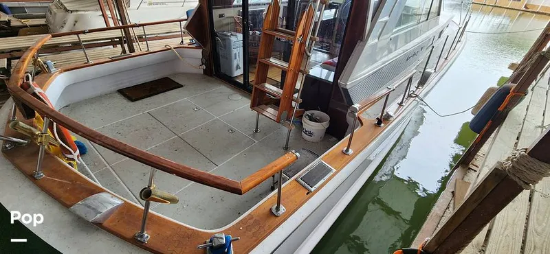 Slide: The Image of Chris-Craft Commander 38 1968 - 15129106