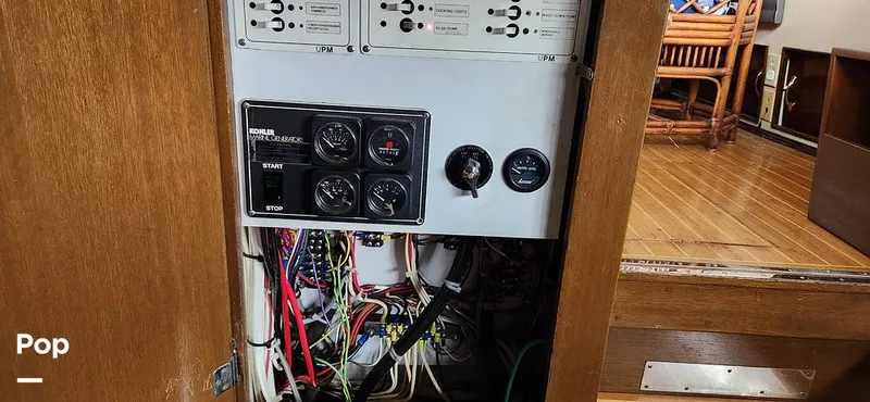 Slide: The Image of Chris-Craft Commander 38 1968 - 15129055