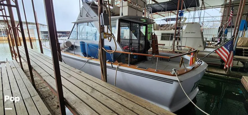 Slide: The Image of Chris-Craft Commander 38 1968 - 15129109