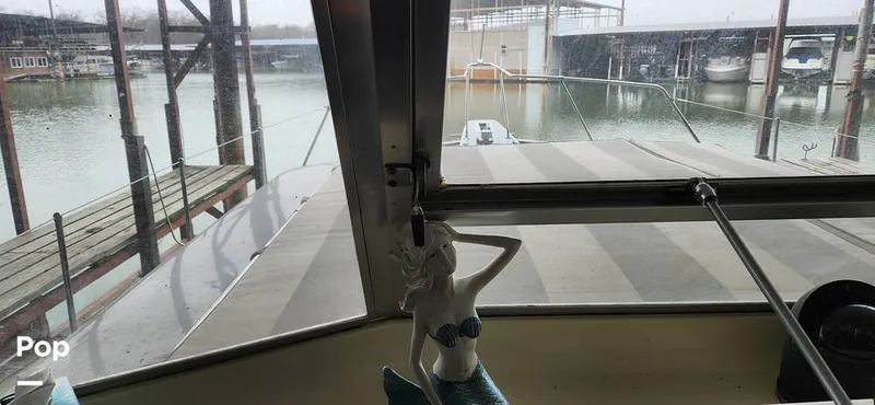 Slide: The Image of Chris-Craft Commander 38 1968 - 15129081