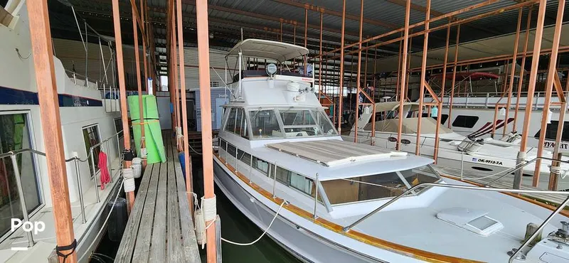 Slide: The Image of Chris-Craft Commander 38 1968 - 15129090