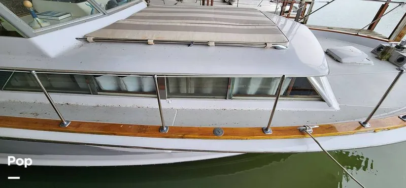 Slide: The Image of Chris-Craft Commander 38 1968 - 15129091