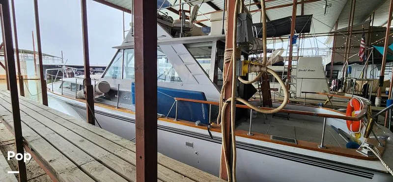 Slide: The Image of Chris-Craft Commander 38 1968 - 15129108