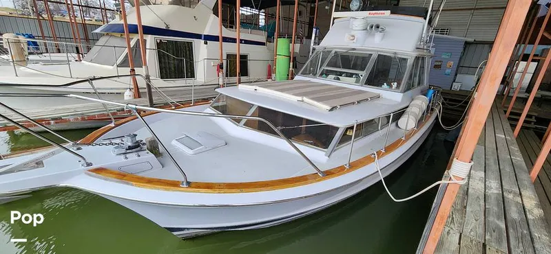 Slide: The Image of Chris-Craft Commander 38 1968 - 15129241