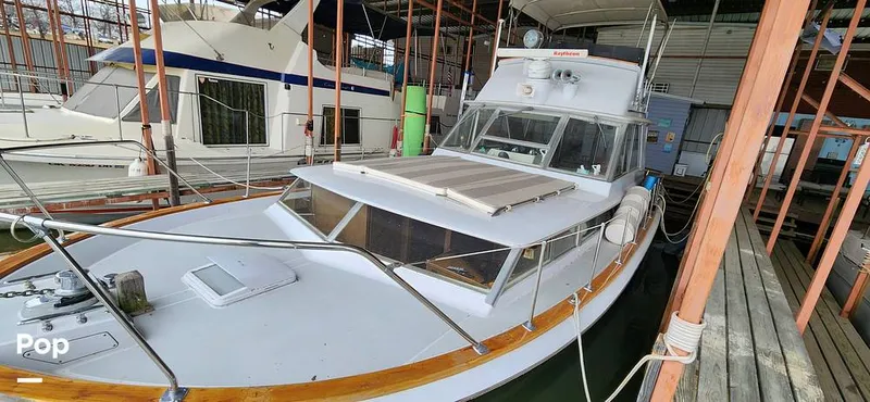 Slide: The Image of Chris-Craft Commander 38 1968 - 15129131