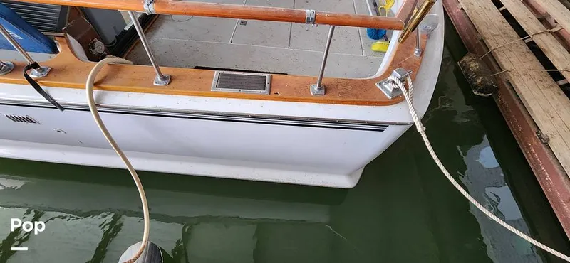 Slide: The Image of Chris-Craft Commander 38 1968 - 15129138