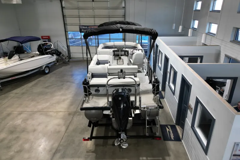 Slide: The Image of Harris SUNLINER 230 2023 - 7