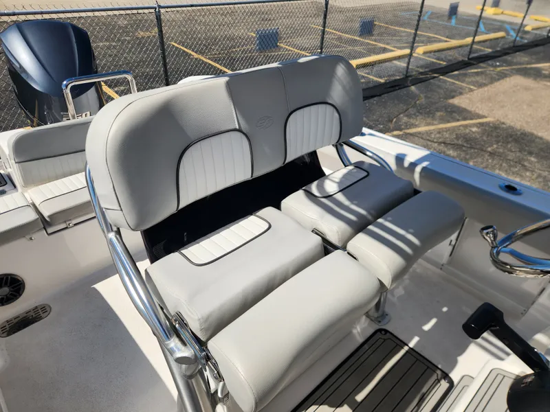 Slide: The Image of Sea Fox 248 COMMANDER 2023 - 18